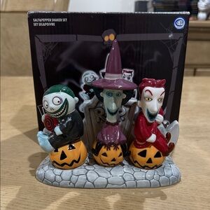 Disney The Nightmare Before Christmas Salt and Pepper Shaker Set
